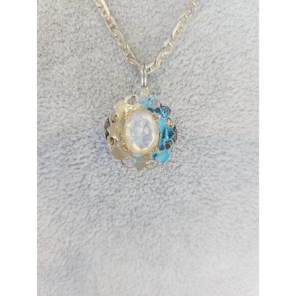 Vintage Moonstone Gemstone Pendant Sterling Silver 925 Necklace and Dainty Chain - Picture 4 of 9